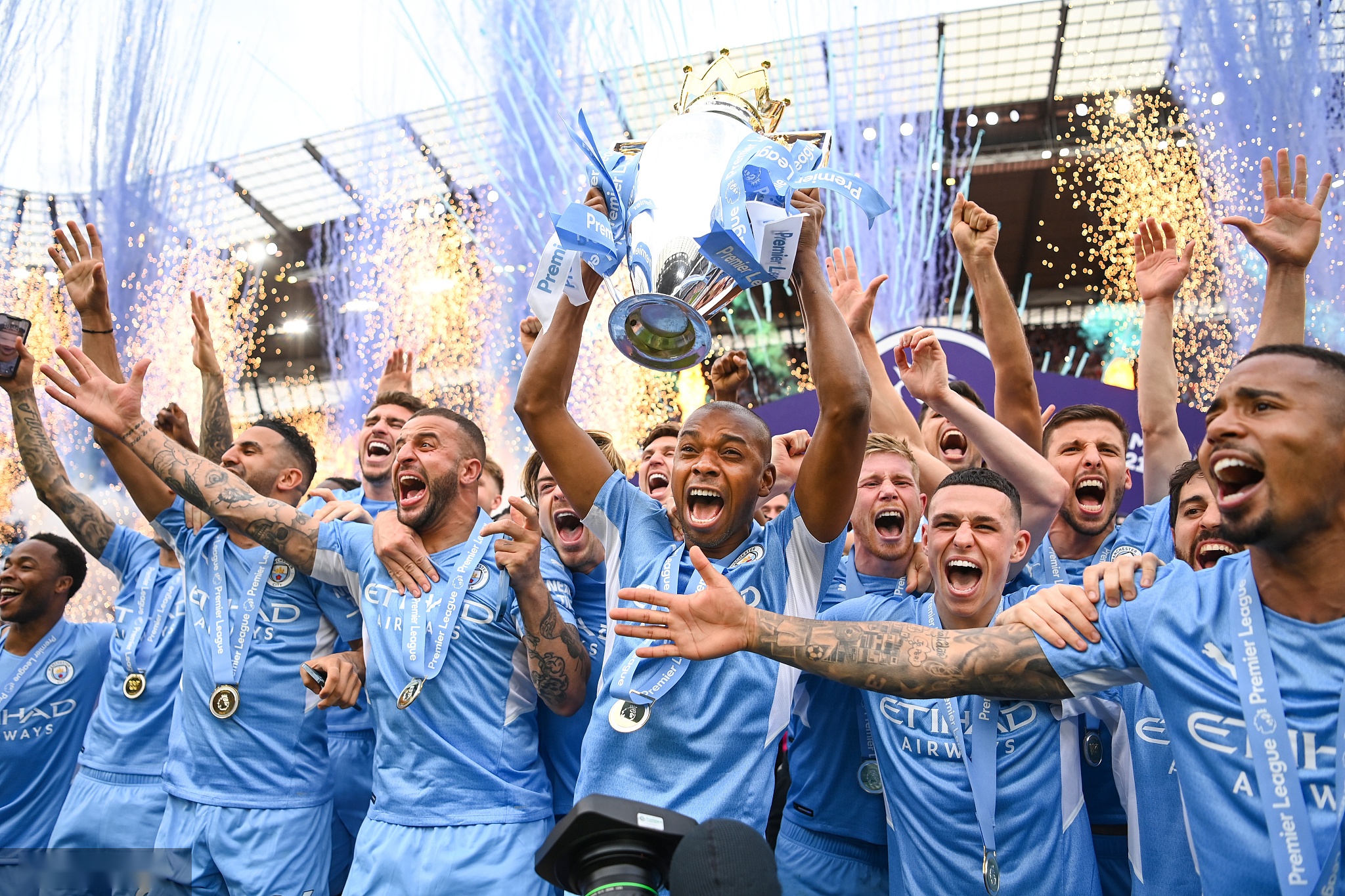 表现以及球 表现以及球