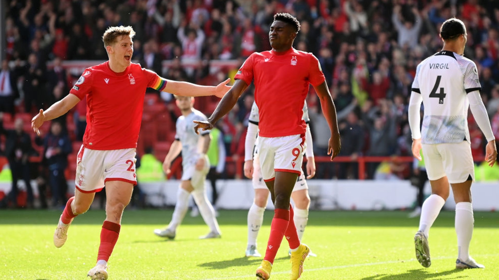 系到两个俱 系到两个俱