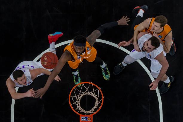 射门偏出 射门偏出